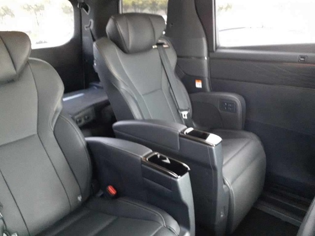 Toyota ALPHARD 2024 7526123-11