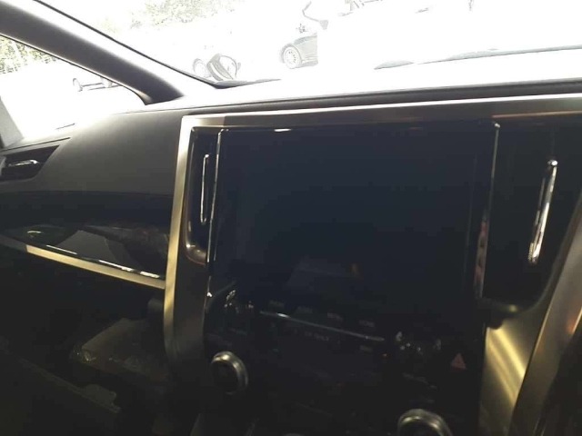 Toyota ALPHARD 2023 7526134-12