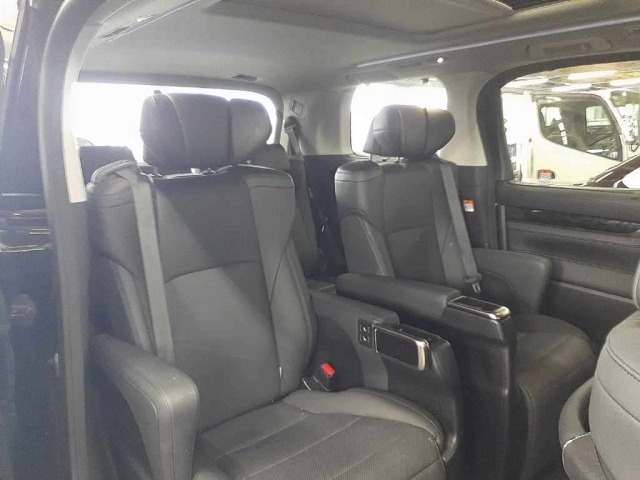 Toyota ALPHARD 2022 7526140-11