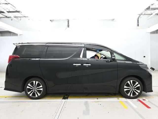 Toyota ALPHARD 2022 7526176-3