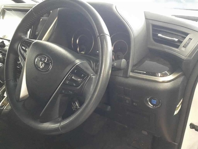 Toyota ALPHARD 2023 7526177-9