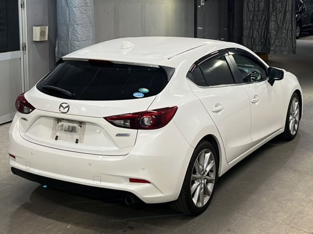 Mazda AXELA 2017 7534317-5