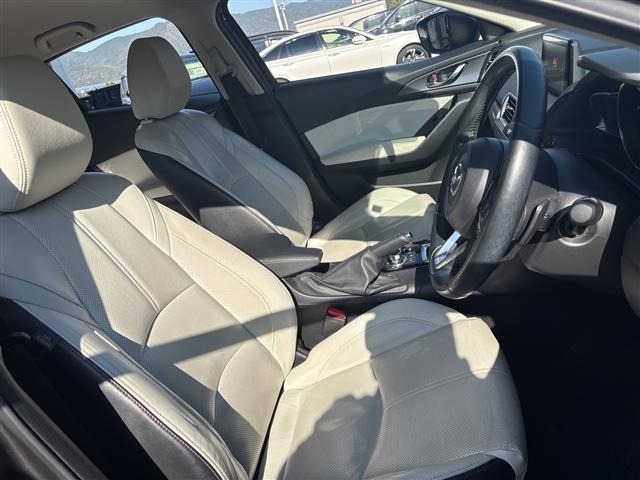 Mazda AXELA 2017 7534531-6