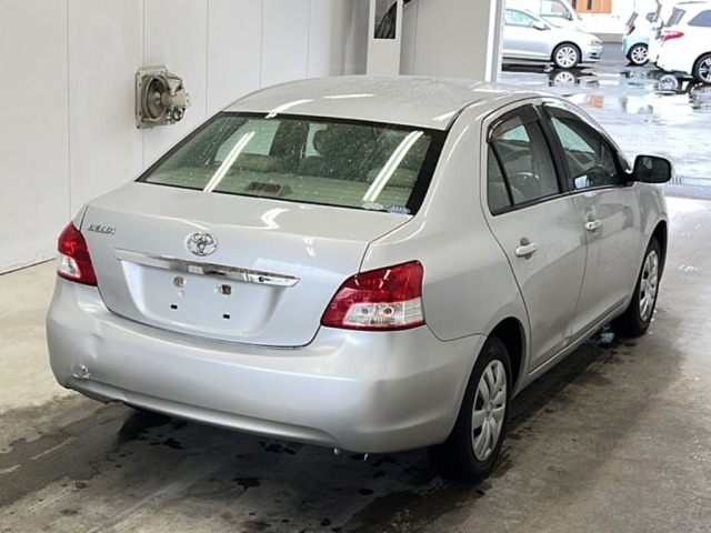 Toyota BELTA 2011 7524764-1