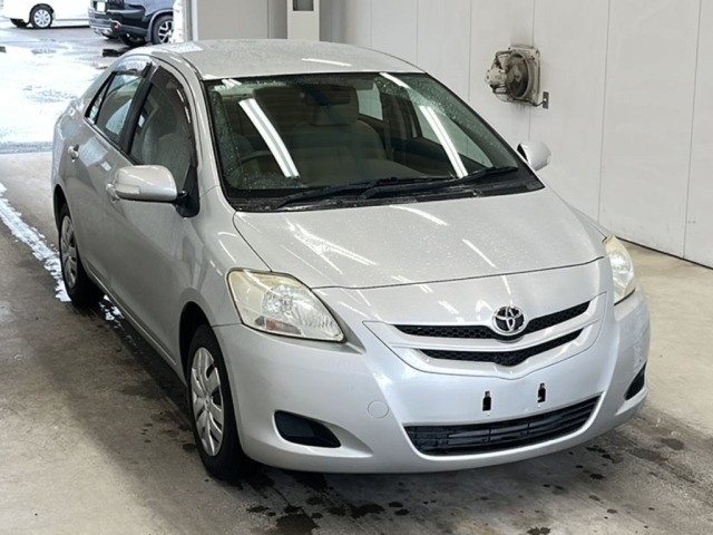 Toyota BELTA 2011 7524764-4