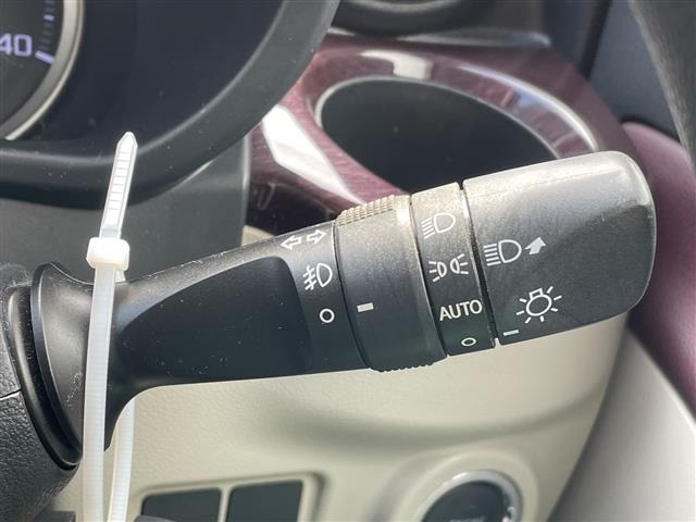 Daihatsu CAST 2020 7529948-9