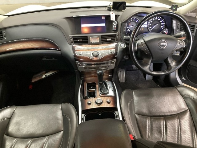 Nissan CIMA 2012 7527161-3