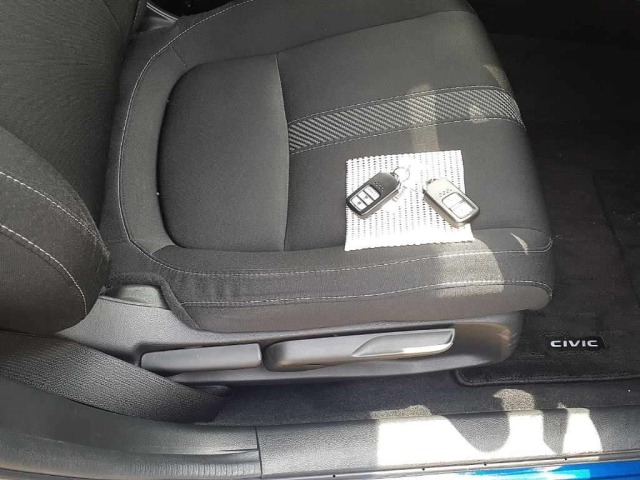 Honda CIVIC 2018 7529154-10