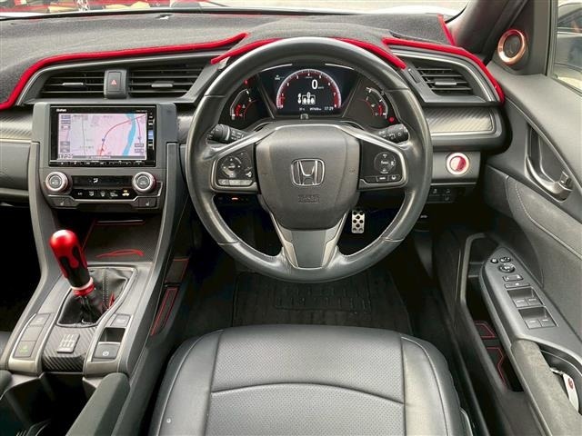 Honda CIVIC 2018 7529780-11