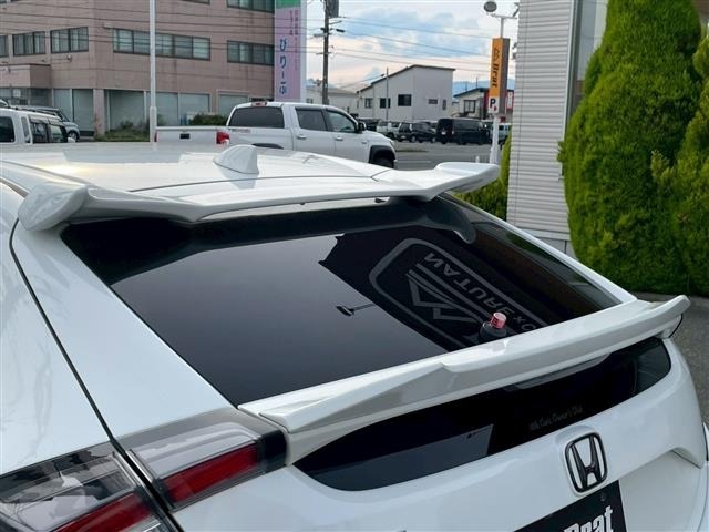 Honda CIVIC 2018 7529780-17
