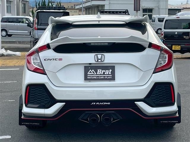 Honda CIVIC 2018 7529780-21