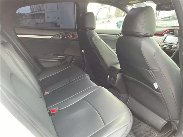 Honda CIVIC 2018 7529780-22
