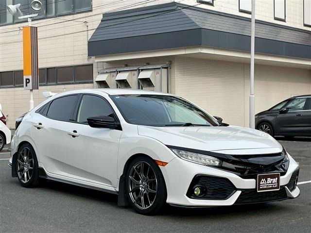 Honda CIVIC 2018 7529780-5