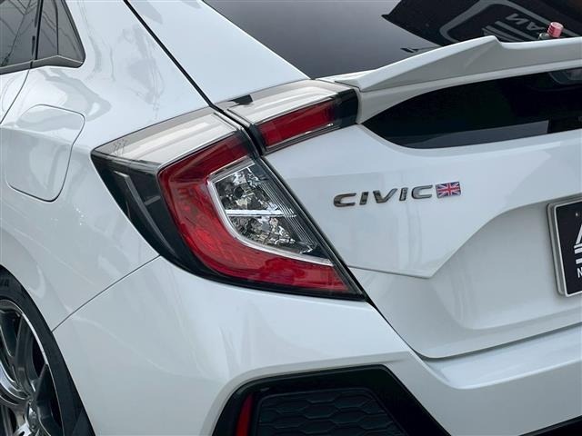 Honda CIVIC 2018 7529780-9