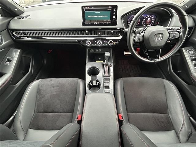 Honda CIVIC 2022 7529809-19