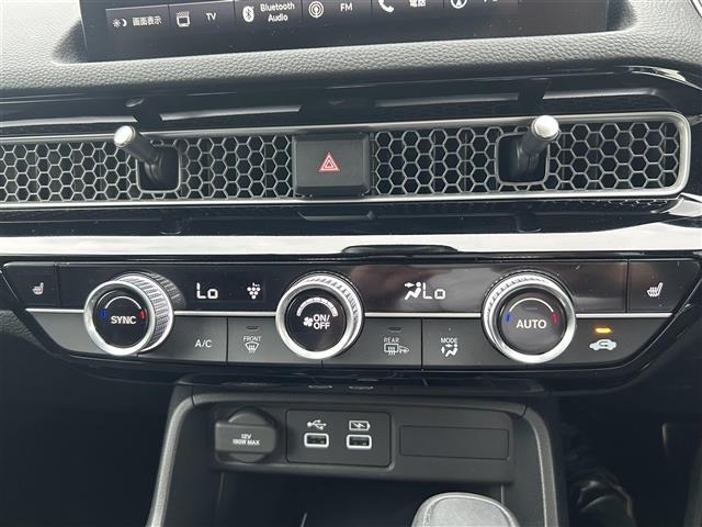 Honda CIVIC 2022 7529809-21