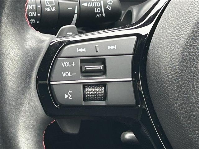 Honda CIVIC 2022 7529809-5