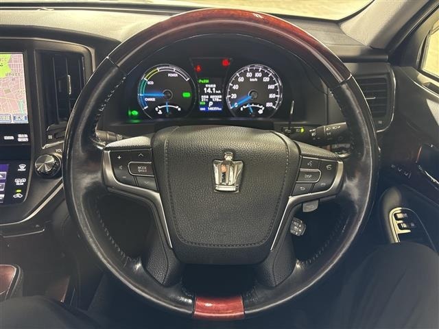 Toyota CROWN MAJESTA 2015 7539847-1