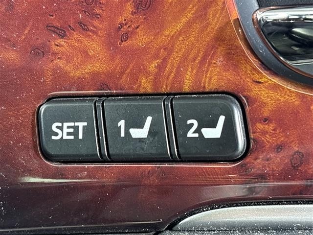 Toyota CROWN MAJESTA 2015 7539847-17