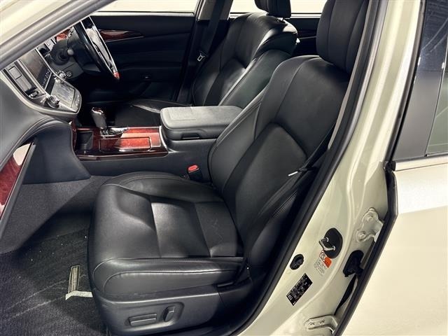 Toyota CROWN MAJESTA 2015 7539847-22