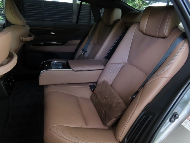 Toyota CROWN 2026 7538462-23