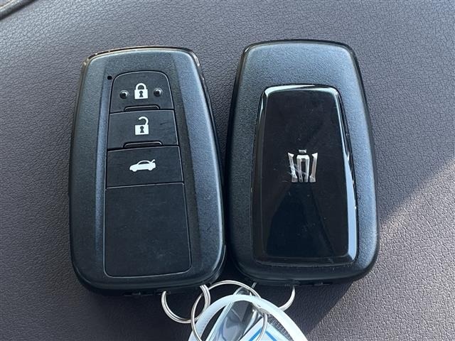 Toyota CROWN 2018 7538950-21