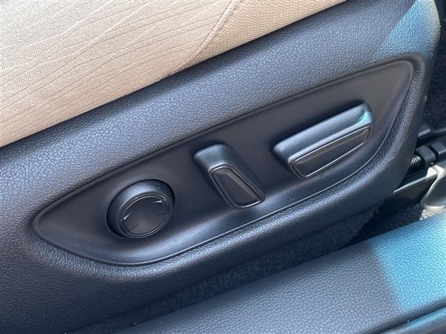 Toyota CROWN 2018 7538950-4