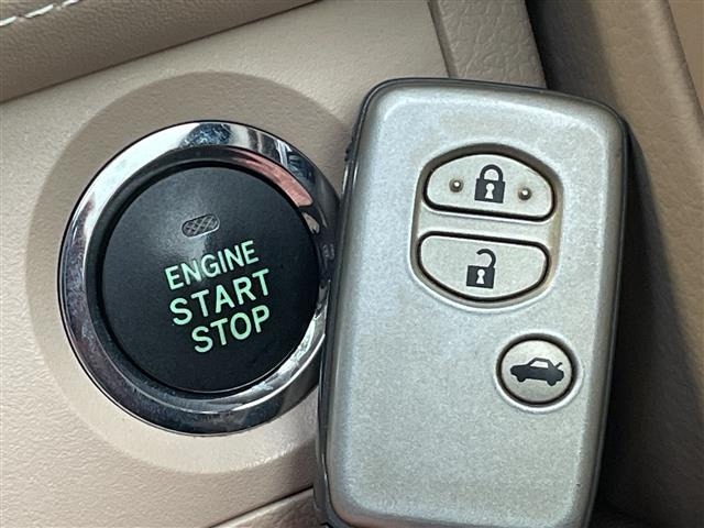 Toyota CROWN 2012 7538951-21