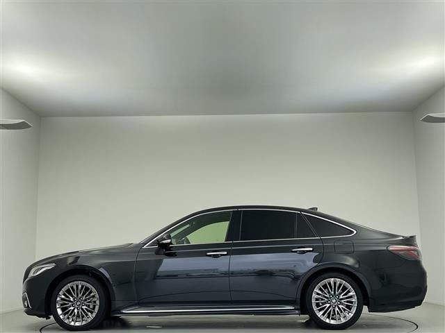 Toyota CROWN 2020 7538987-14