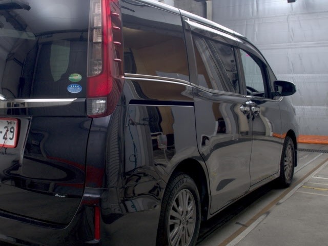 Toyota ESQUIRE 2017 7529842-5