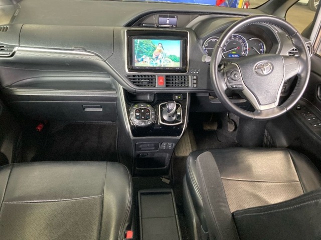 Toyota ESQUIRE 2015 7529907-3