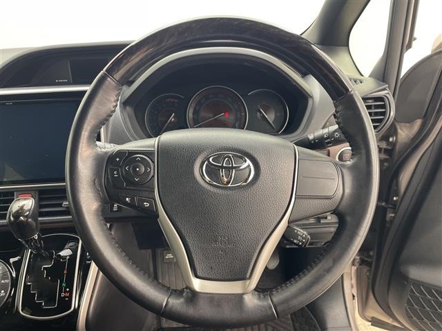 Toyota ESQUIRE 2020 7530197-1