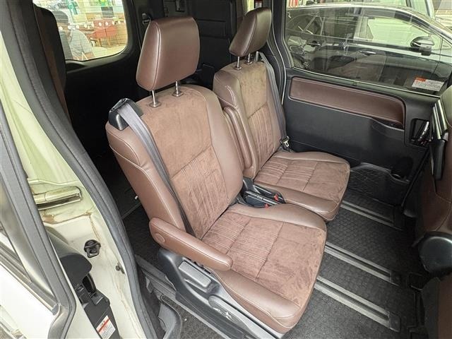 Toyota ESQUIRE 2019 7530504-12