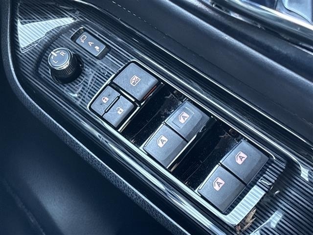 Toyota ESQUIRE 2020 7530587-4