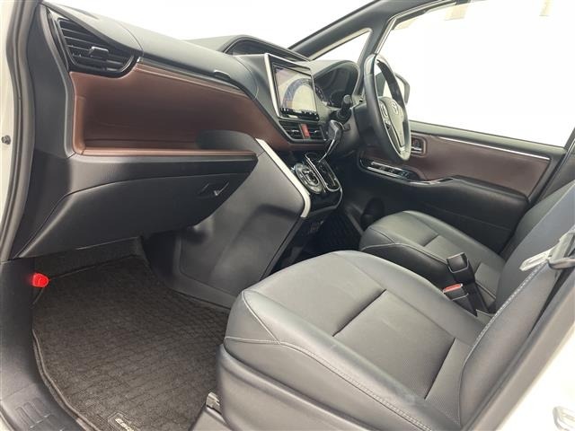 Toyota ESQUIRE 2021 7530607-23