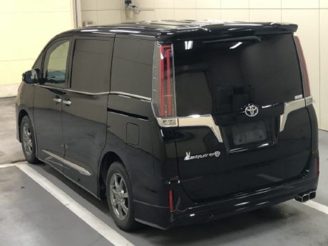 Toyota ESQUIRE 2018 7530634-1