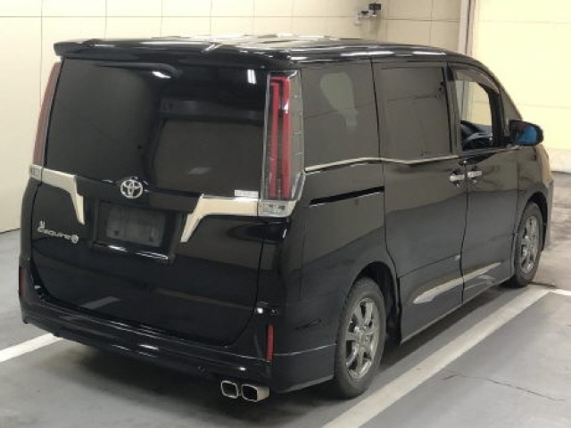 Toyota ESQUIRE 2018 7530634-3