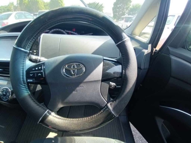 Toyota ESTIMA 2015 7531988-9