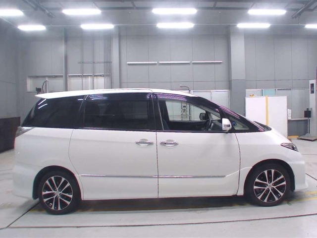 Toyota ESTIMA 2013 7531989-3