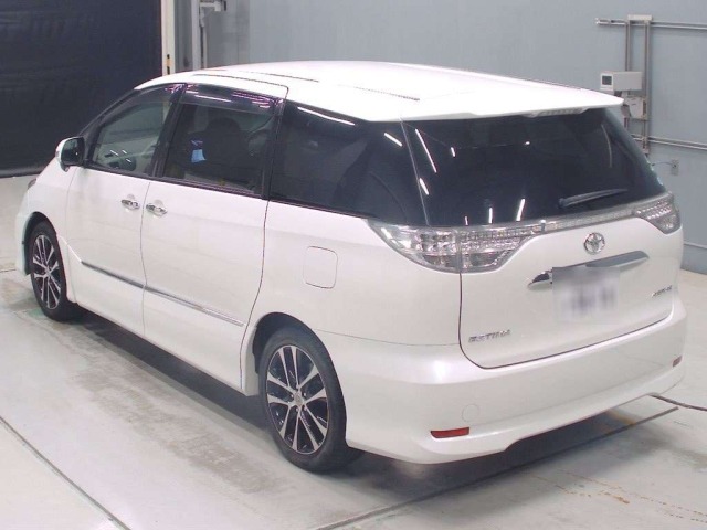 Toyota ESTIMA 2013 7531989-6