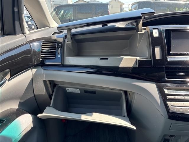 Toyota ESTIMA 2007 7532203-2