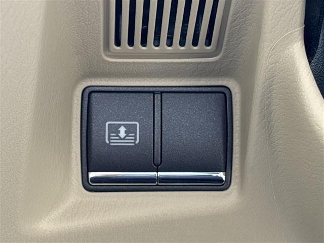 Nissan FUGA 2017 7528476-11