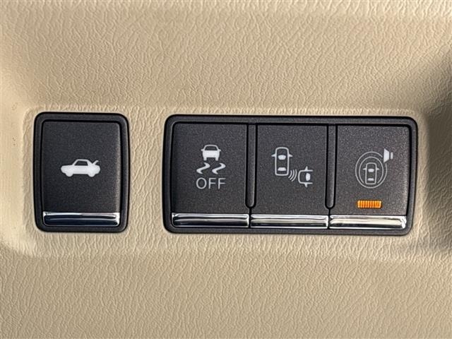 Nissan FUGA 2017 7528476-12