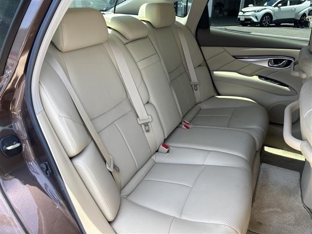 Nissan FUGA 2017 7528476-6