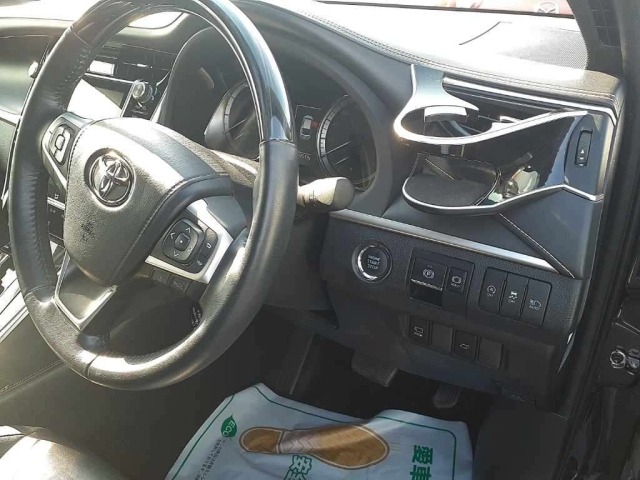 Toyota HARRIER 2019 7537319-9