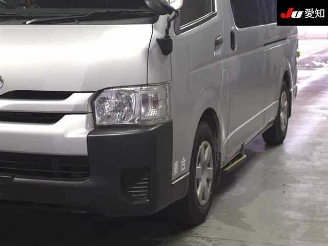 Toyota HIACE COMMUTER 2017 7524869-7