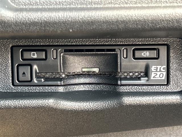Toyota HIACE COMMUTER 2026 7524876-17