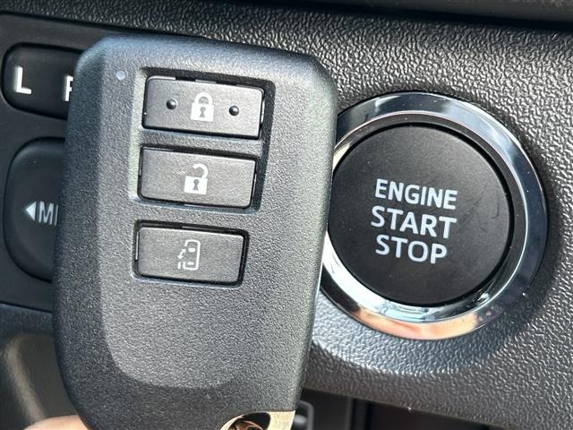 Toyota HIACE COMMUTER 2026 7524876-9