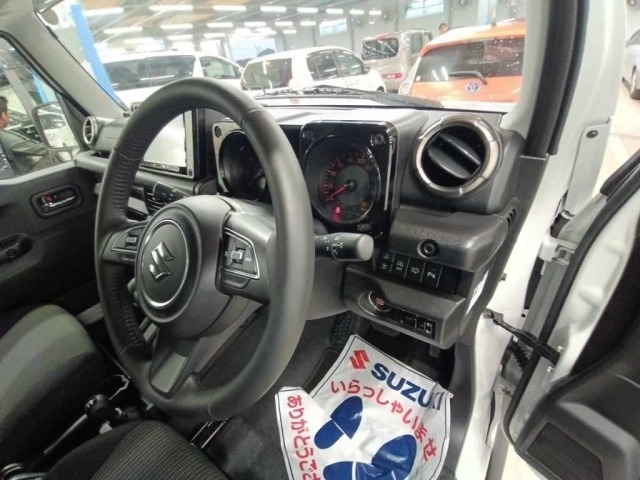 Suzuki JIMNY SIERRA 2025 7536967-9