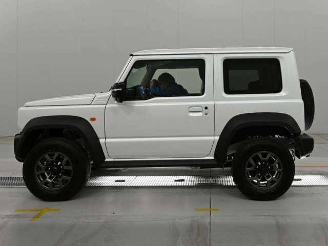 Suzuki JIMNY SIERRA 2026 7536979-4